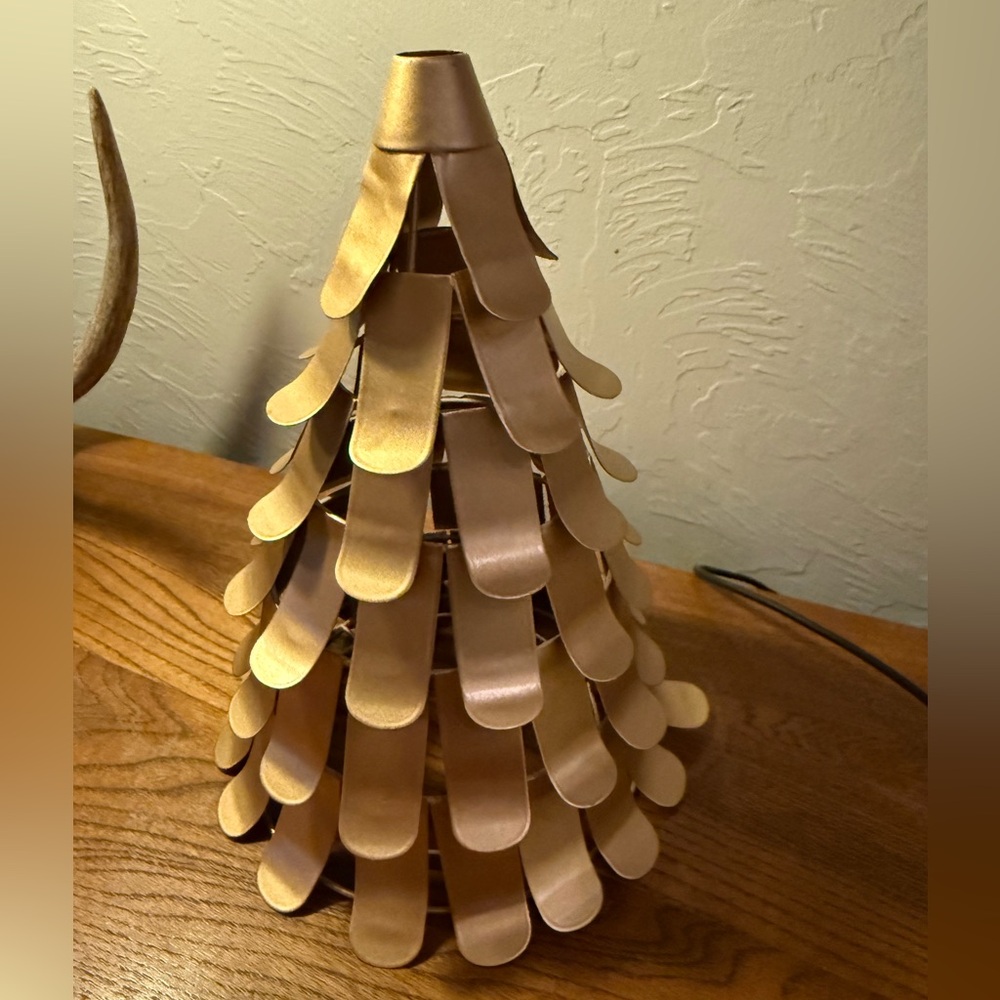 Scentsy Treetops Glisten Diffuser SHADE